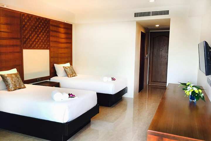 Room 7 of 24