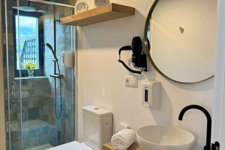 Room 45 of 50