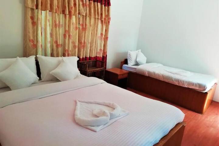 Room 15 of 34