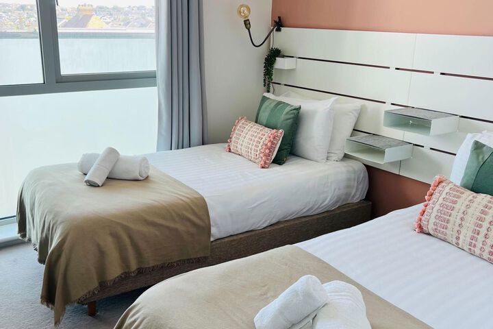 Room 30 of 40