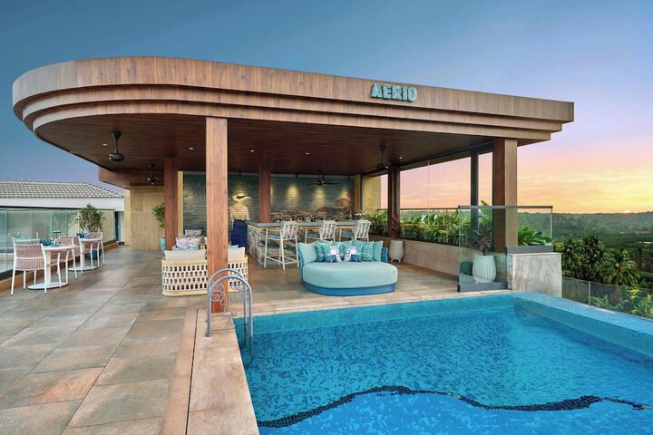 Pool 42 of 69