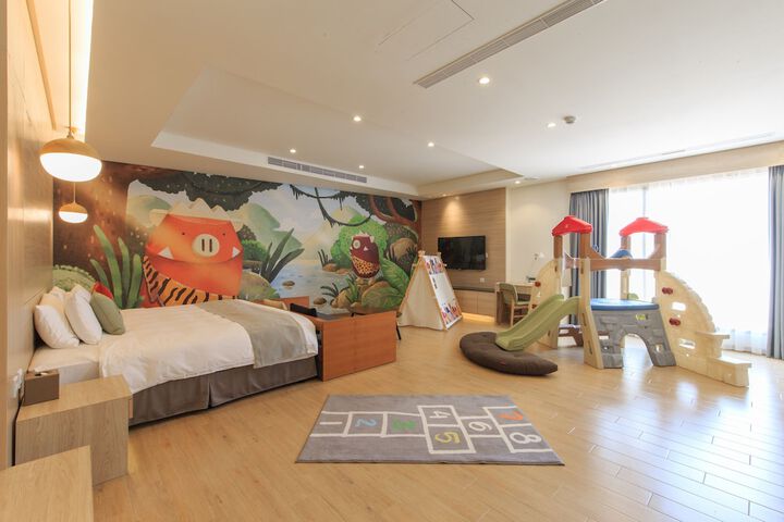 Room 32 of 129