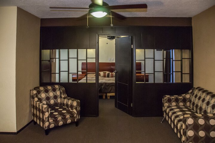 Room 14 of 52