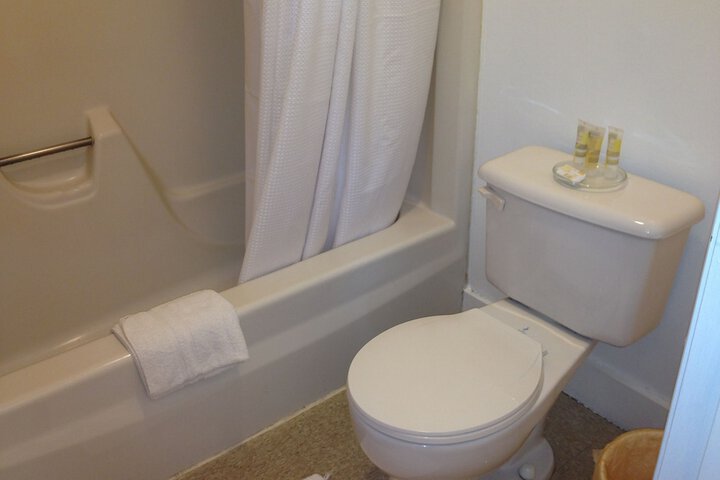 Standard Double Bed (15 of 36)