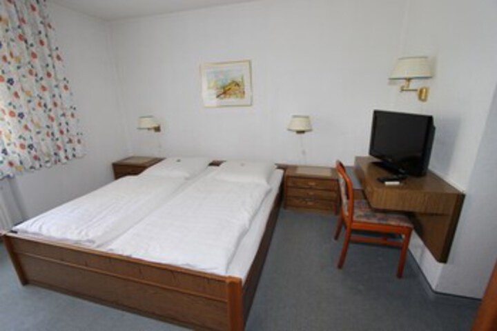 Room 50 of 53