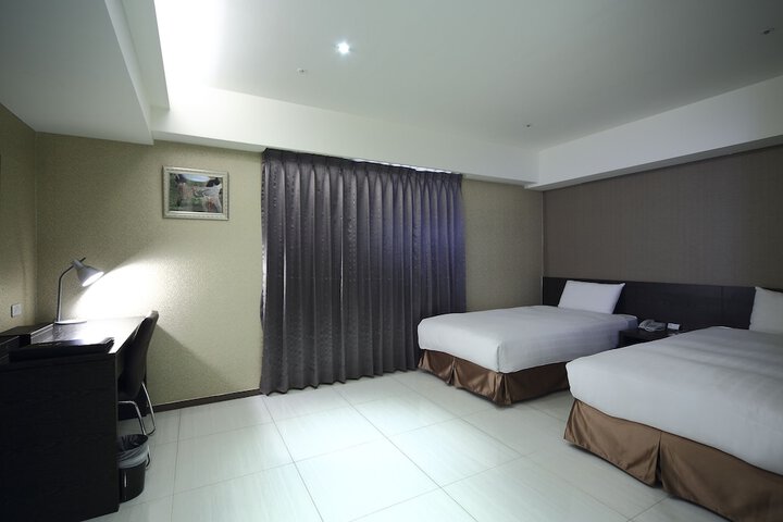 Room 9 of 62