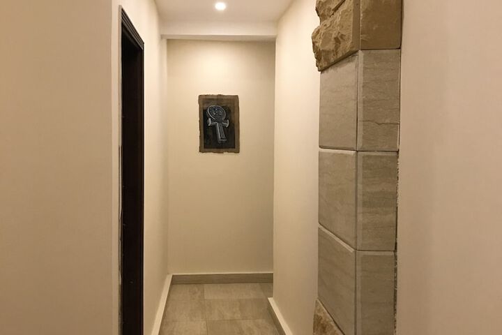 Room 56 of 112