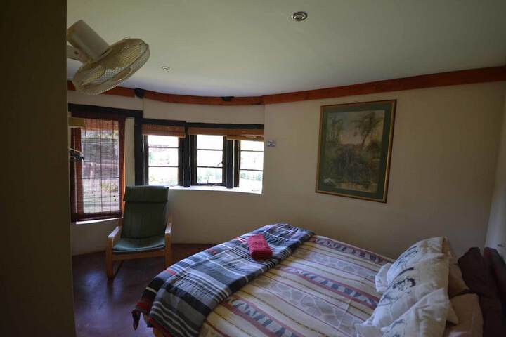 Room 1 of 108