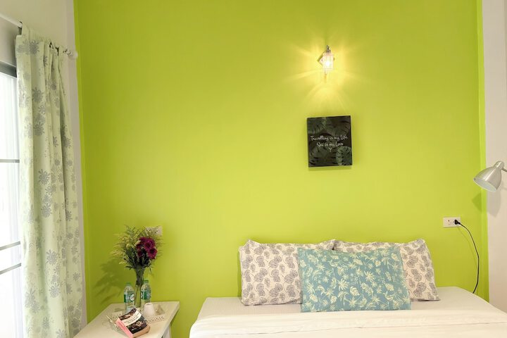 Room 12 of 31
