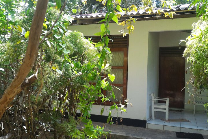 Hotel 4 of 13
