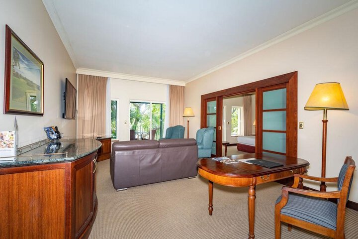 Room 22 of 107