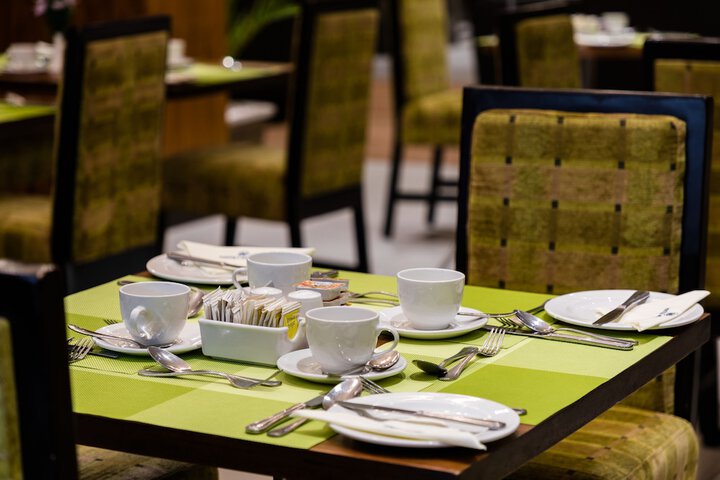 Breakfast/Coffee Service 26 of 42