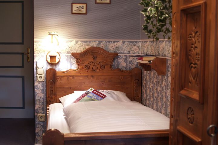 Room 9 of 54