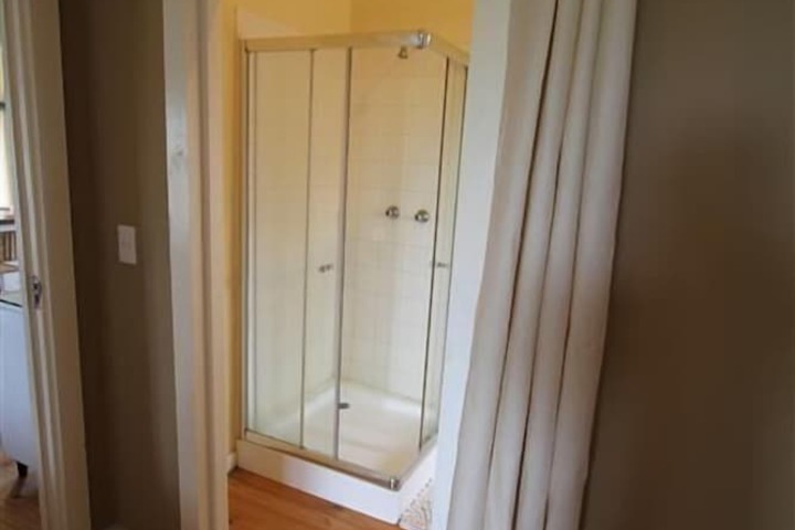 Room 20 of 73