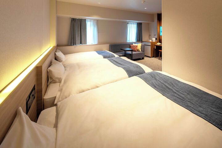 Room 20 of 34