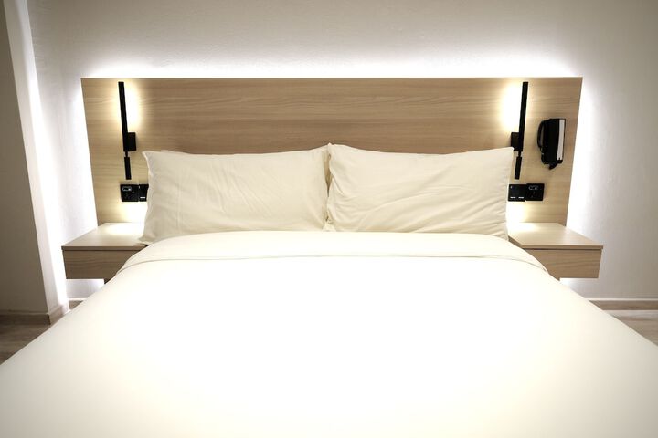 Room 35 of 112