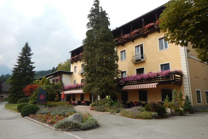 Hotel 2 of 66