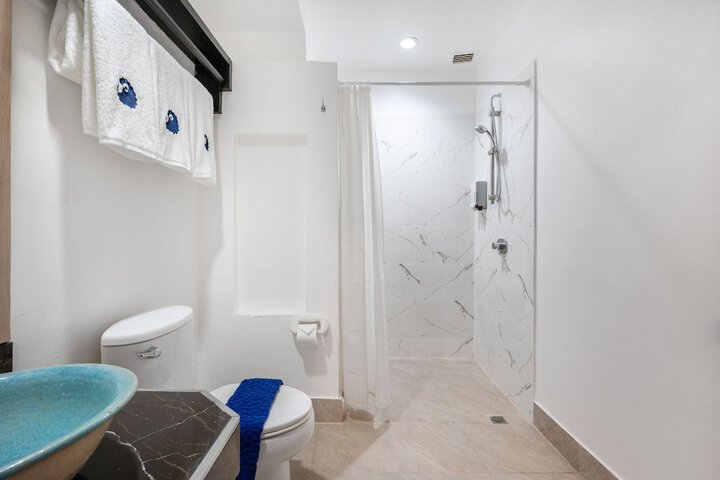 Bathroom Interior Photo
