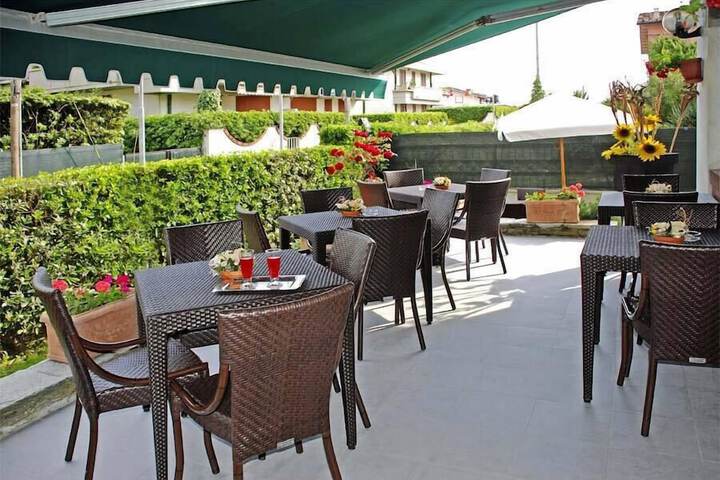 Terrace/Patio 67 of 68