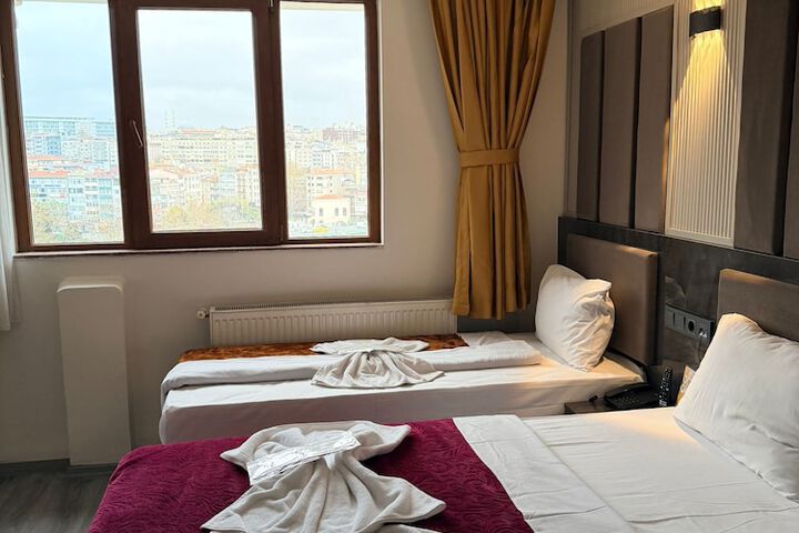 Room 45 of 60