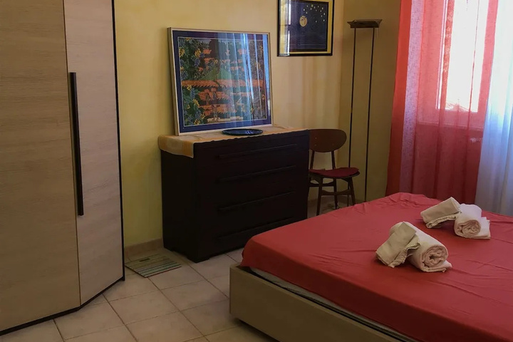 Room 3 of 17