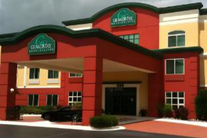 Hotel 12 of 23