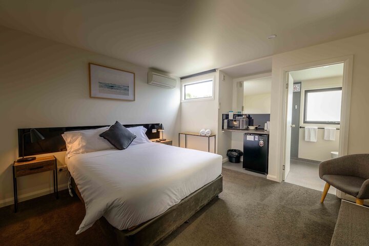 Room 3 of 69
