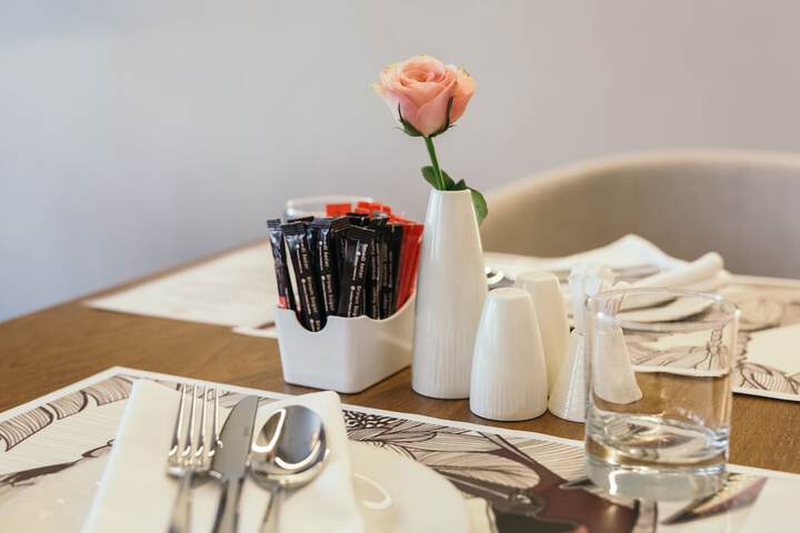 Breakfast/Coffee Service 50 of 65
