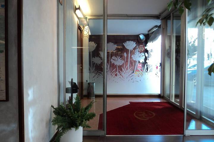 Hotel 43 of 44
