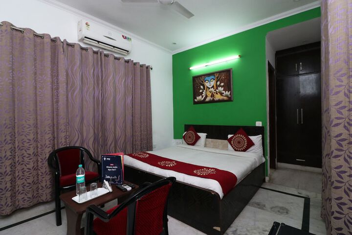 Room 26 of 29