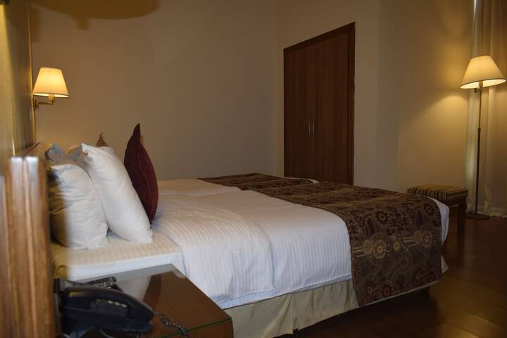 Room 6 of 41