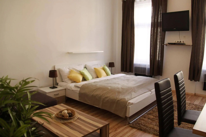 guest_rooms