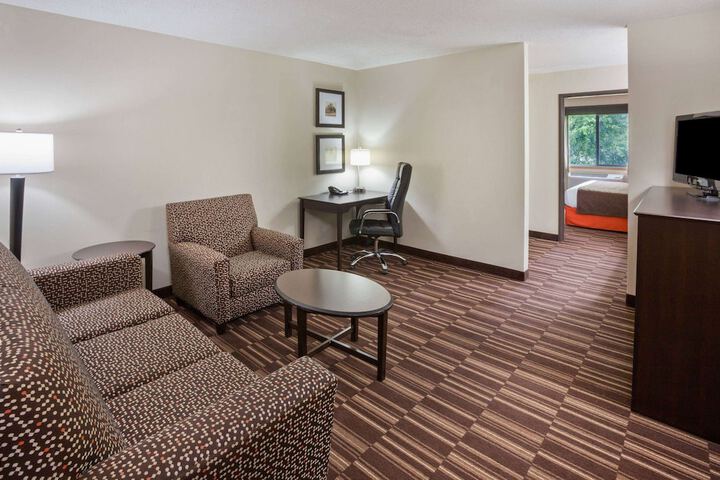 1 King Bed Studio Suite (9 of 9)