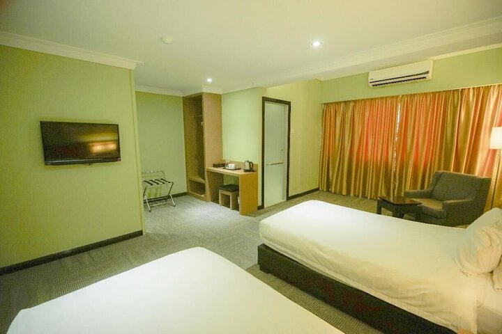 Room 20 of 75