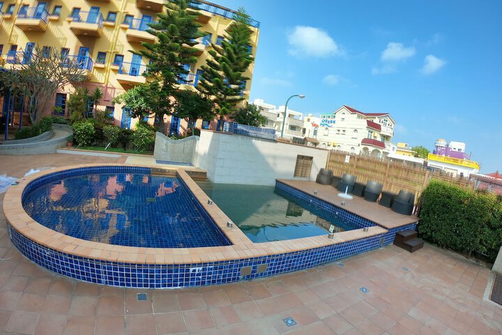 Photo of Cest La Vie