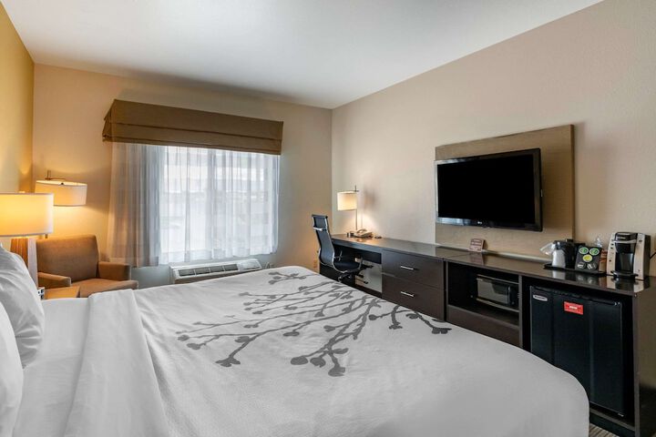 Room 7 of 36