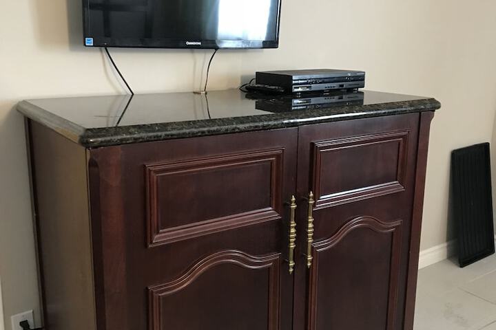 Room 4 of 21
