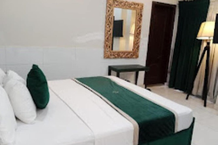 Image of Golden Pearl Residency Family Hotel