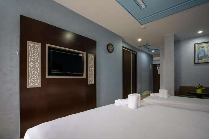 Room 18 of 62