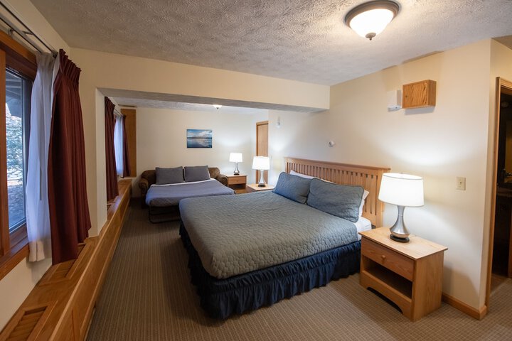 Room 34 of 125