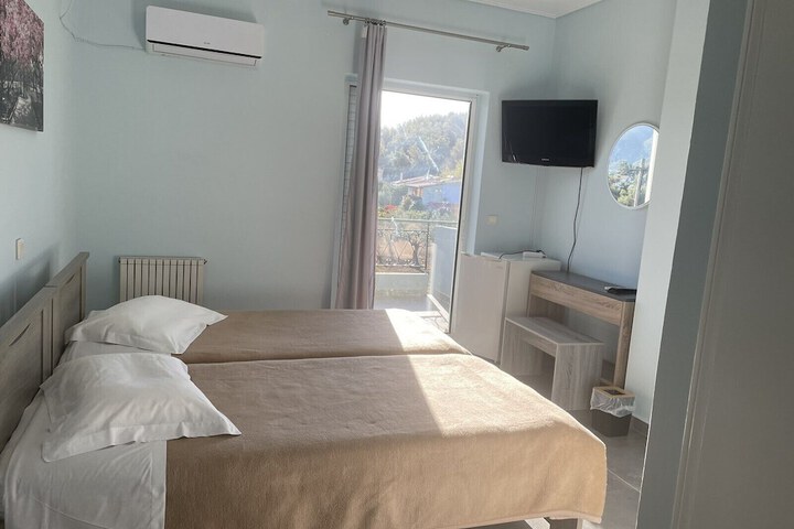 Room 3 of 24