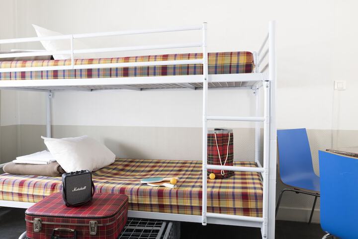 Room 10 of 62