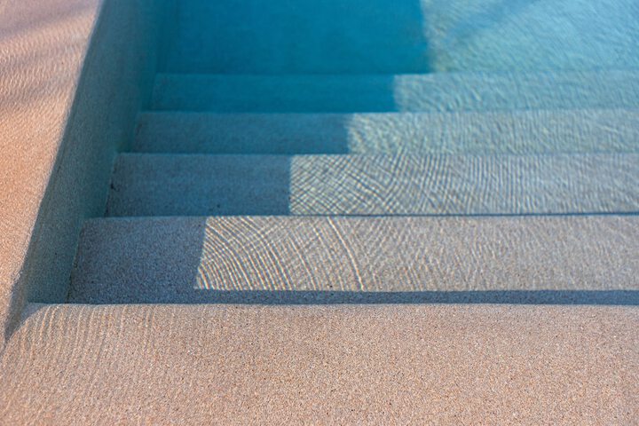 Pool 196 of 259