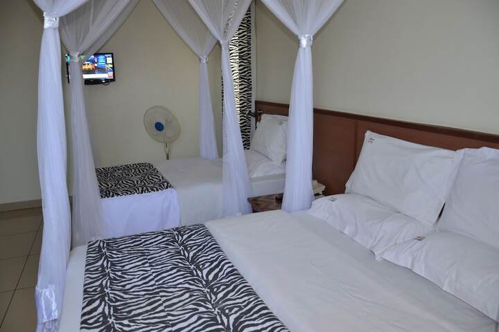 Room 8 of 31