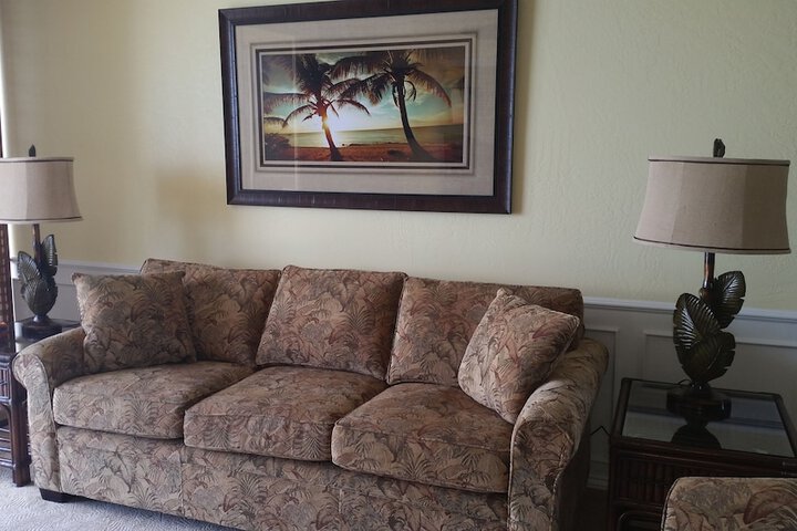 Room 10 of 484
