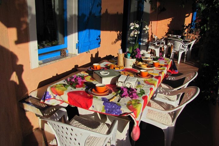 Photo 9