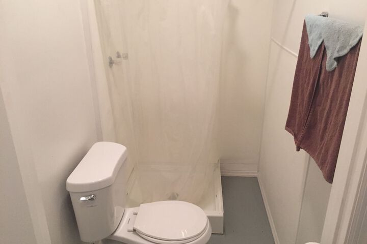 Room 11 of 23