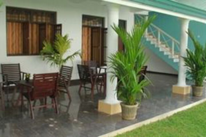 Hotel 5 of 9