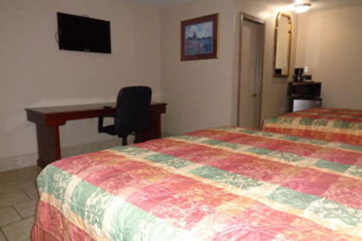 Room 12 of 20