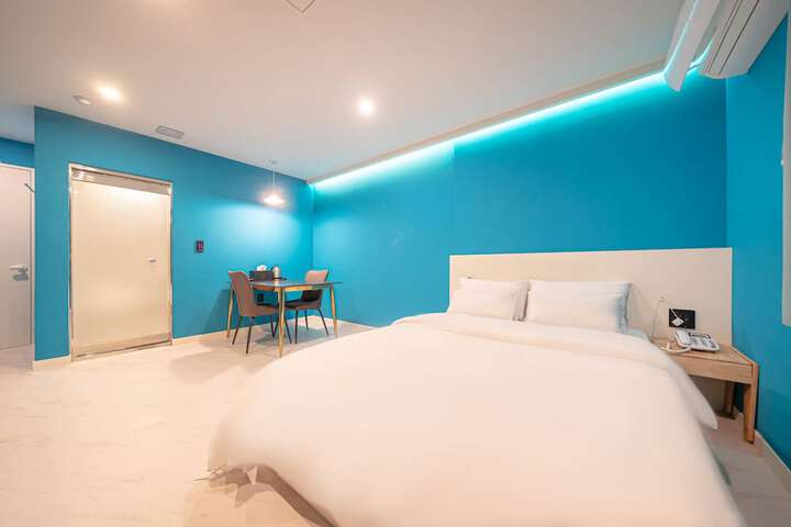 Room 20 of 57